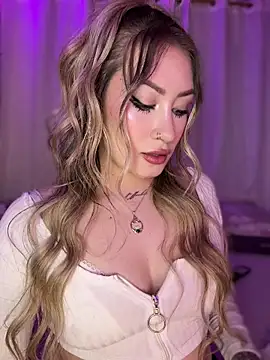 Snapshot of Lally_Valencia__ chatting on June 28, 2026, 9:10 pm Lally Valencia online show from June 28, 2026, 9:10 pm