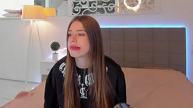 melissacrayzy online show from April 28, 2026, 5:23 am