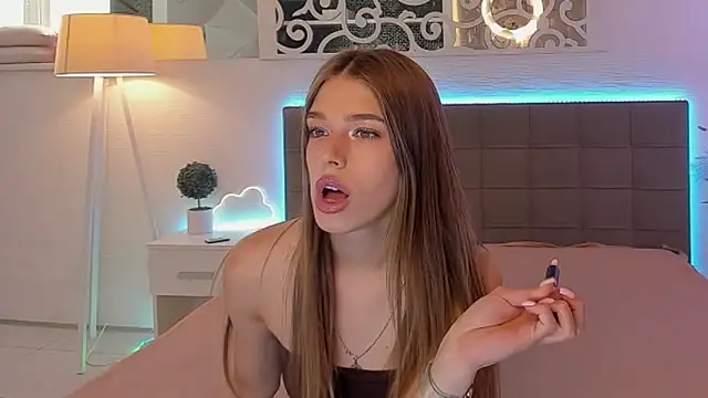 melissacrayzy online show from June 19, 2026, 5:23 am