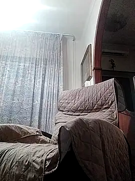 NAvoglia online show from September 13, 2025, 10:53 pm