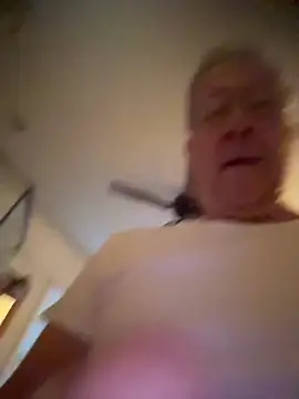 sissyboijamie1313 online show from March 3, 2026, 11:49 am