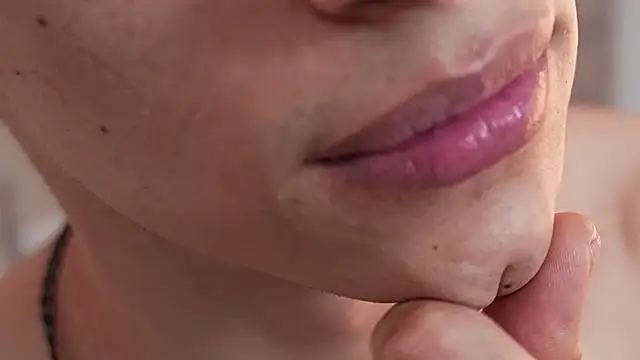 Snapshot of JhoanLeandro chatting on February 12, 2026, 5:24 am JhoanLeandro online show from February 12, 2026, 5:24 am