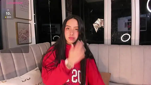 Daphne chers online show from February 25, 2025, 7:47 pm