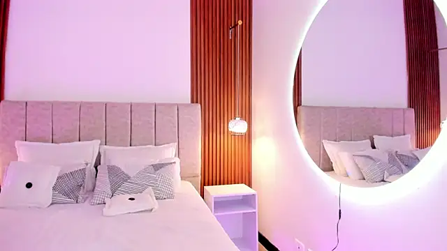 khloe-sweet online show from October 25, 2025, 1:18 pm