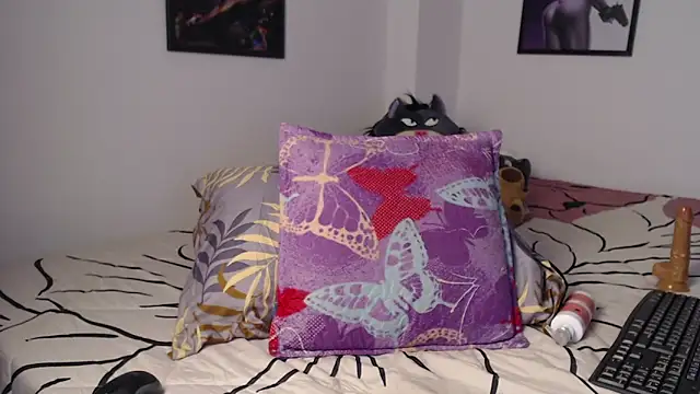 Snapshot of ariana_sweet87 chatting on March 1, 2025, 11:47 pm ariana sweet87 online show from March 1, 2025, 11:47 pm