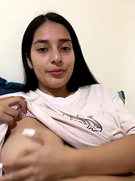 Snapshot of ariana_sweet87 chatting on November 18, 2025, 8:46 pm ariana sweet87 online show from November 18, 2025, 8:46 pm