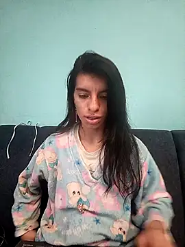 Ariell Kieran online show from November 21, 2025, 8:51 pm