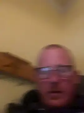 Snapshot of ClimbedCaelum chatting on October 25, 2025, 1:13 am ClimbedCaelum online show from October 25, 2025, 1:13 am