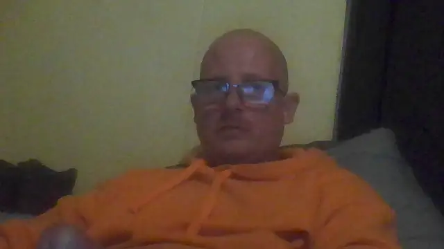 Snapshot of ClimbedCaelum chatting on November 3, 2025, 1:51 am ClimbedCaelum online show from November 3, 2025, 1:51 am