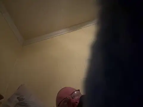 Snapshot of ClimbedCaelum chatting on December 14, 2025, 3:56 am ClimbedCaelum online show from December 14, 2025, 3:56 am