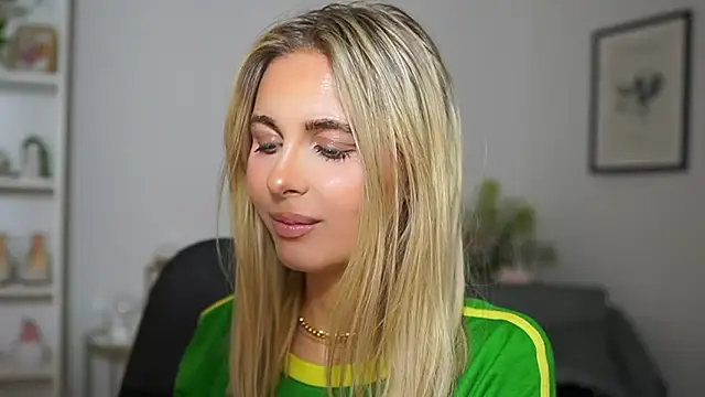 Snapshot of catecrago_ chatting on March 18, 2025, 5:21 pm catecrago online show from March 18, 2025, 5:21 pm