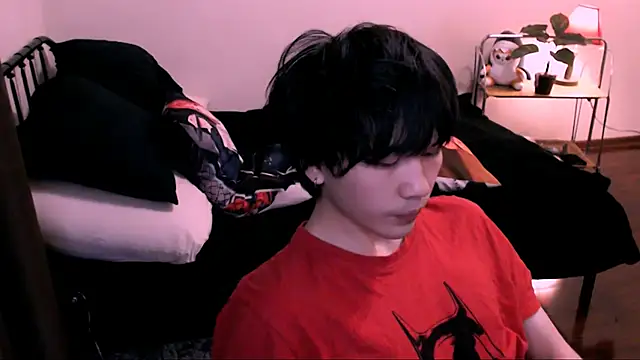 Snapshot of rennnuts chatting on November 6, 2025, 6:20 pm rennnuts online show from November 6, 2025, 6:20 pm