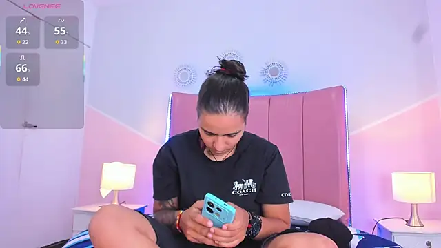 Snapshot of Liiam_smith_ chatting on September 19, 2025, 9:59 pm Liiam smith online show from September 19, 2025, 9:59 pm