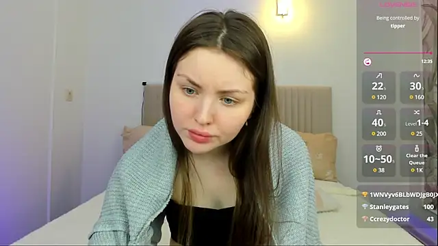 Lora Rosee online show from February 19, 2025, 9:39 am