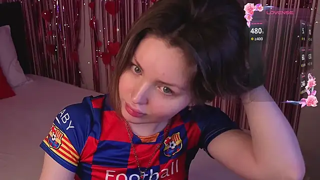 Lora Rosee online show from July 8, 2026, 2:32 pm