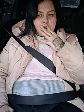 CannabisQueenn online show from January 6, 2026, 8:51 am