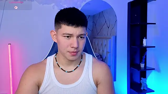 JamesCr  online show from July 7, 2026, 12:20 pm