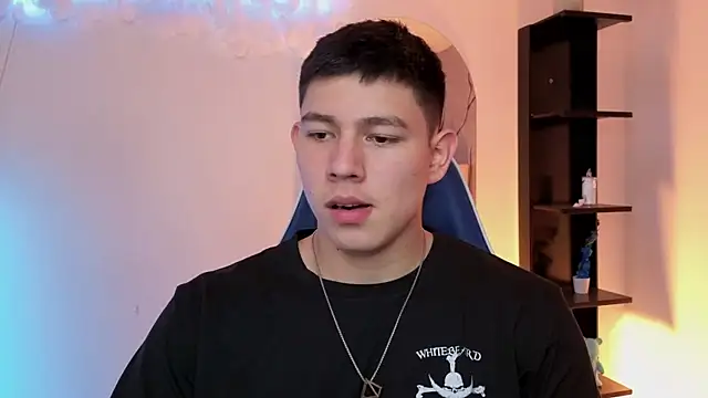 JamesCr  online show from July 11, 2026, 12:41 pm
