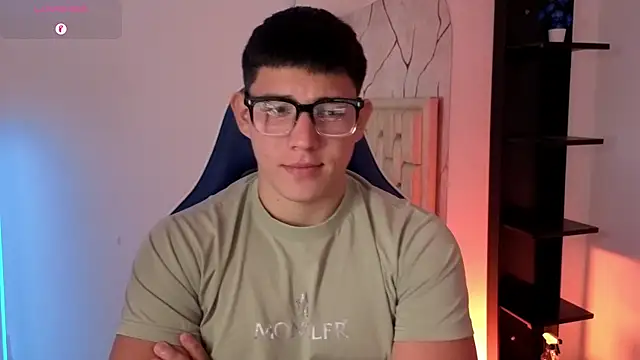 JamesCr  online show from July 28, 2026, 3:21 pm