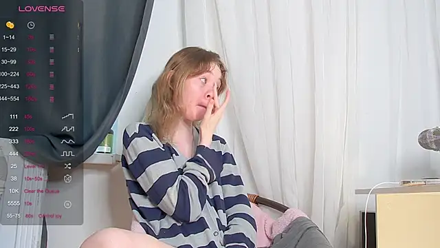 Snapshot of Kellybbface chatting on July 16, 2026, 4:29 am Kellybbface online show from July 16, 2026, 4:29 am