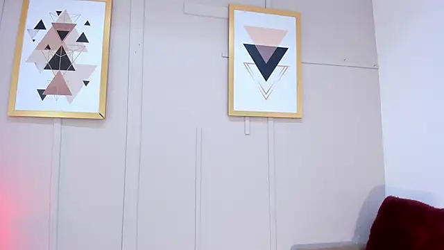 Snapshot of Violetta_0 chatting on March 4, 2025, 5:56 pm Violetta 0 online show from March 4, 2025, 5:56 pm