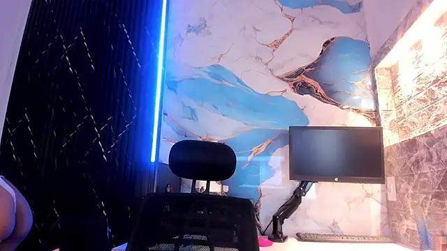 Snapshot of cassidy_blossom chatting on November 12, 2025, 8:30 pm cassidy blossom online show from November 12, 2025, 8:30 pm