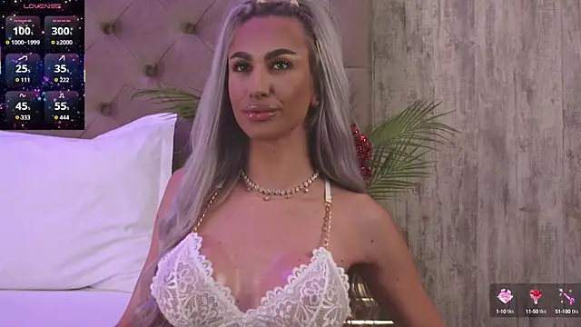 Snapshot of KarlaBart chatting on September 23, 2025, 7:28 pm KarlaBart online show from September 23, 2025, 7:28 pm