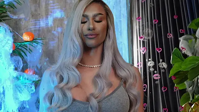 Snapshot of KarlaBart chatting on October 28, 2025, 8:11 pm KarlaBart online show from October 28, 2025, 8:11 pm