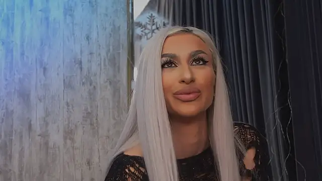 Snapshot of KarlaBart chatting on January 8, 2026, 8:22 pm KarlaBart online show from January 8, 2026, 8:22 pm