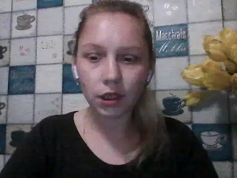 Snapshot of Anna_wey chatting on May 15, 2026, 6:59 pm Anna wey online show from May 15, 2026, 6:59 pm