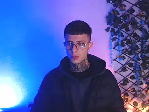 7 Saturno 7 online show from March 7, 2025, 4:24 am