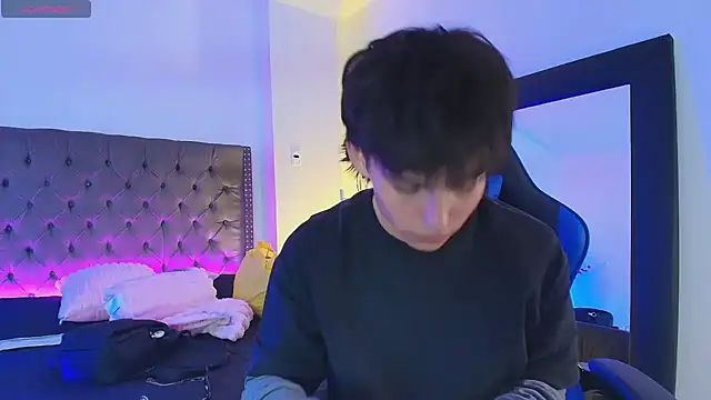 PepperTwink online show from February 21, 2026, 4:52 pm