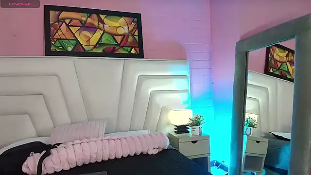 PepperTwink online show from March 11, 2026, 4:13 pm