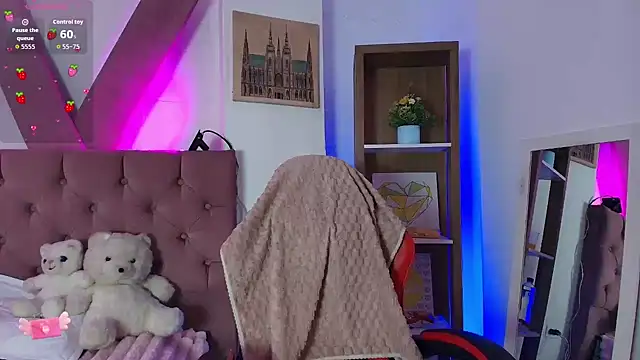 PepperTwink online show from April 27, 2026, 3:54 pm