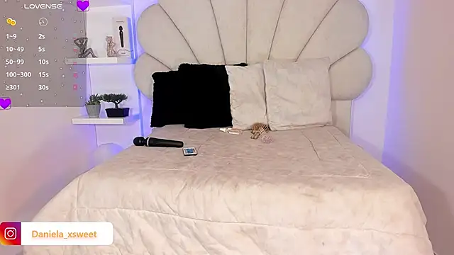 Snapshot of Danielaangelina chatting on September 22, 2025, 5:20 am Danielaangelina online show from September 22, 2025, 5:20 am