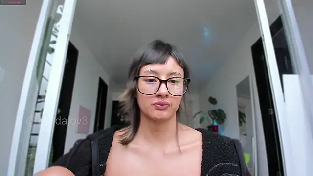 ggor4w33 online show from February 10, 2026, 11:25 am