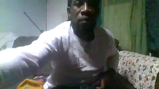 Snapshot of BigDMann40 chatting on April 22, 2026, 5:03 pm BigDMann40 online show from April 22, 2026, 5:03 pm