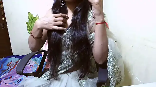 Rubi-Ji online show from October 26, 2025, 4:02 pm