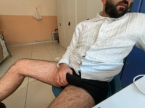 Snapshot of legolasleo chatting on December 4, 2025, 10:24 am legolasleo online show from December 4, 2025, 10:24 am