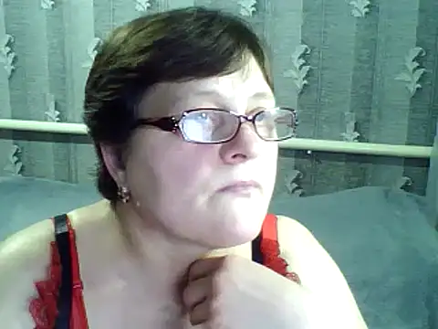 Snapshot of ElzaJewel chatting on February 18, 2025, 8:14 pm ElzaJewel online show from February 18, 2025, 8:14 pm