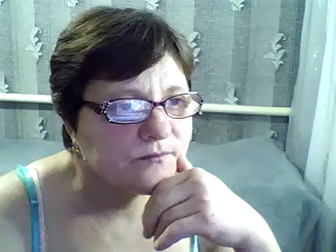 Snapshot of ElzaJewel chatting on February 23, 2025, 4:35 pm ElzaJewel online show from February 23, 2025, 4:35 pm