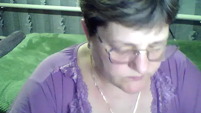 ElzaJewel online show from March 23, 2026, 7:29 pm