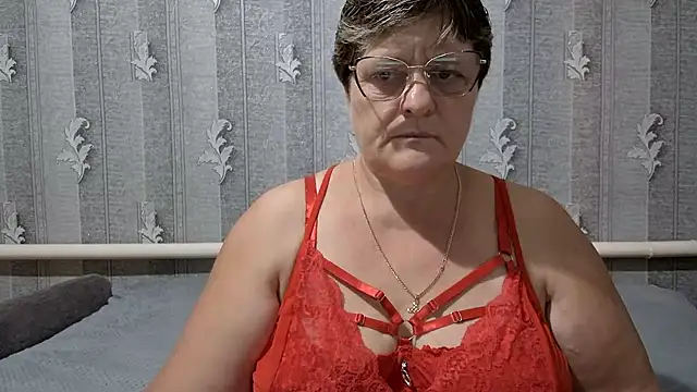 Snapshot of ElzaJewel chatting on July 27, 2026, 10:44 am ElzaJewel online show from July 27, 2026, 10:44 am