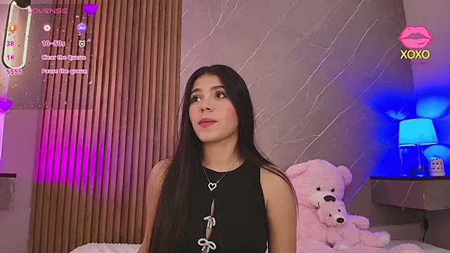 ariana jhonson1 online show from April 22, 2026, 12:18 pm
