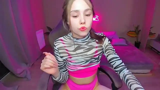 YourMegan online show from March 1, 2025, 2:48 am