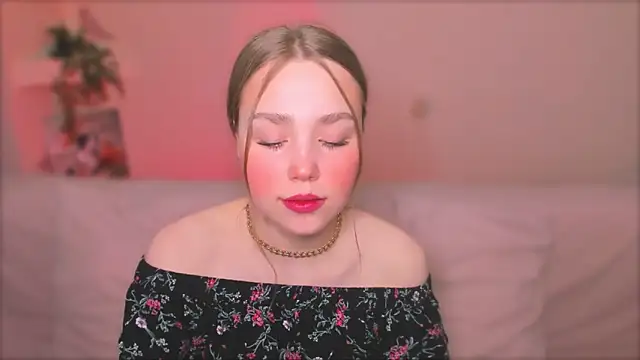 YourMegan online show from May 4, 2026, 5:42 pm