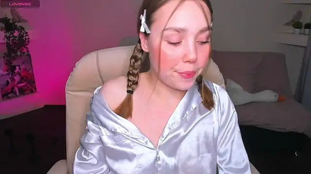 YourMegan online show from May 5, 2026, 6:38 pm
