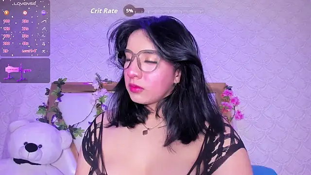 Snapshot of BeccaMathew chatting on May 15, 2026, 1:23 am BeccaMathew online show from May 15, 2026, 1:23 am