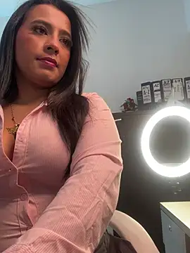 Nicky gh online show from February 9, 2025, 7:52 pm