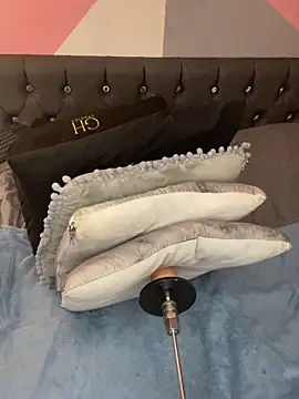 Nicky gh online show from December 5, 2025, 8:38 pm